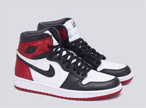 jordan 1s schoenen.